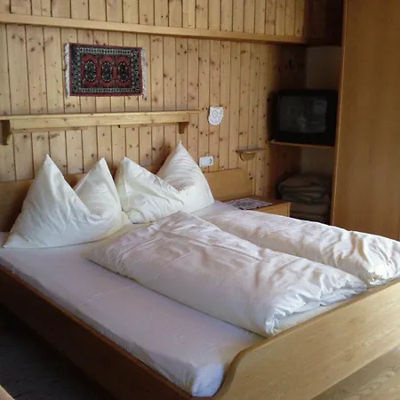 Guest house Oberweissen-hittl *