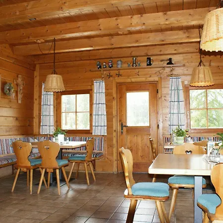 Oberweissen-hittl Konukevi