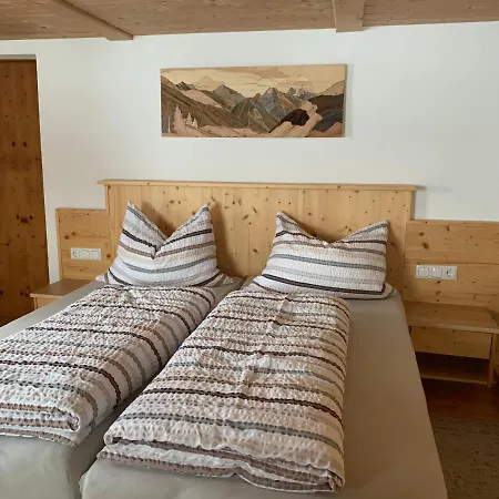 Guest house Oberweissen-hittl 3*